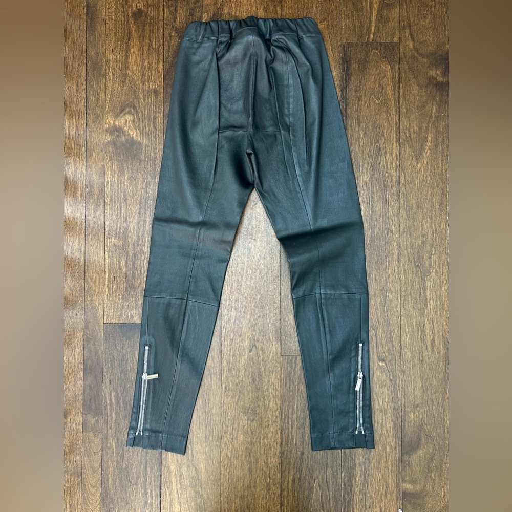 The Row Charcoal Lambskin Stretch Leather Legging - M.
